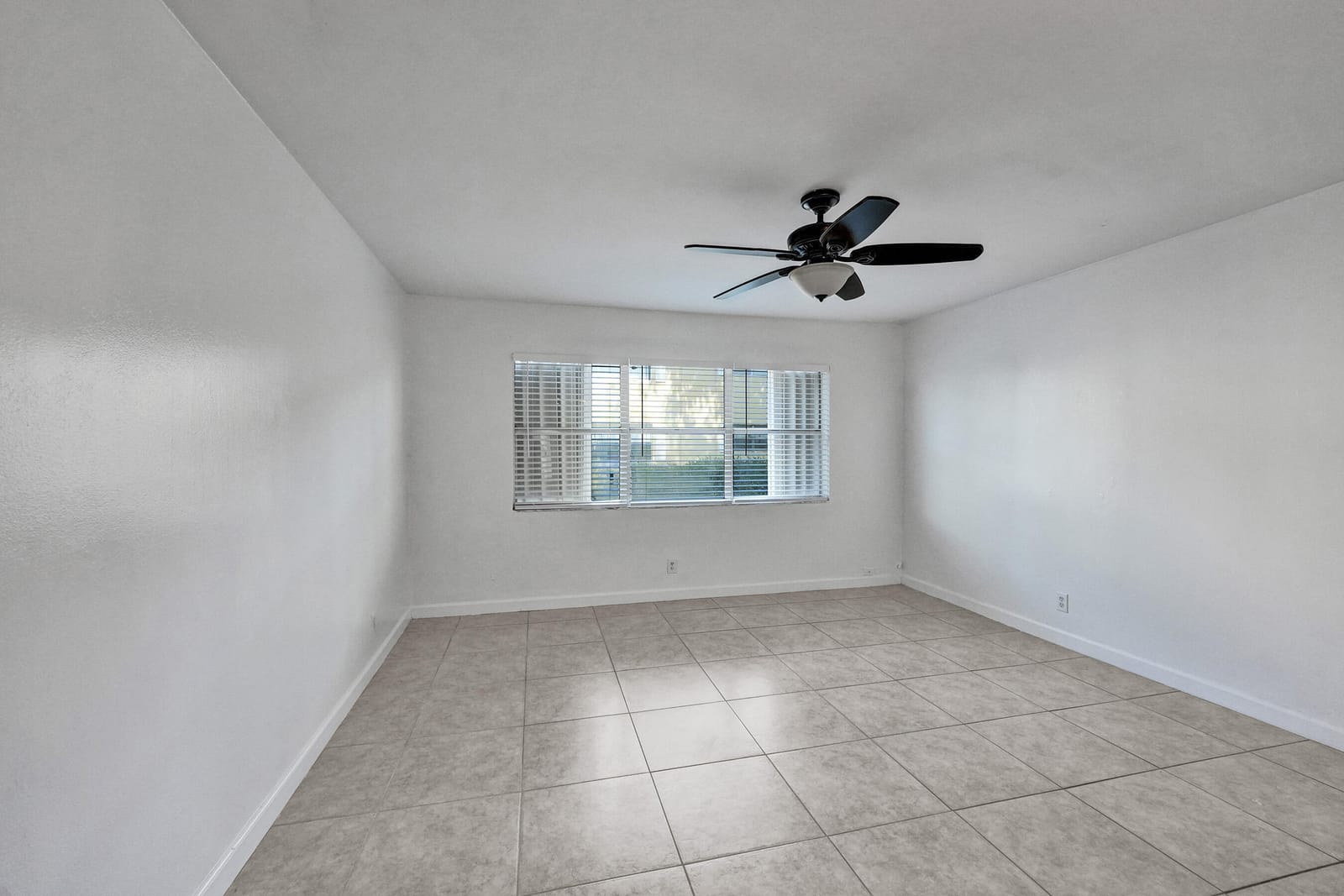 600 SE 2nd Avenue K2, Deerfield Beach, FL 33441 photo 17