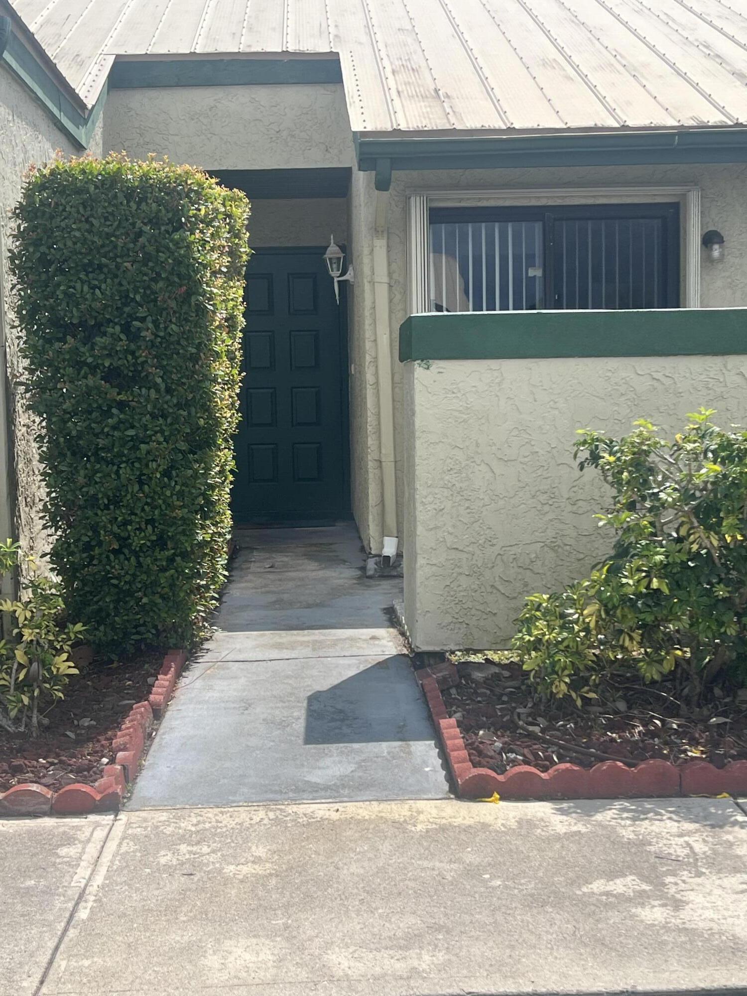 566 SW Sara Boulevard, Port St. Lucie, FL 34953, Port St Lucie