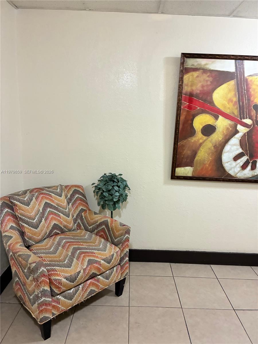 3680 Inverrary Drive 1T, Lauderhill, FL 33319, Lauderhill