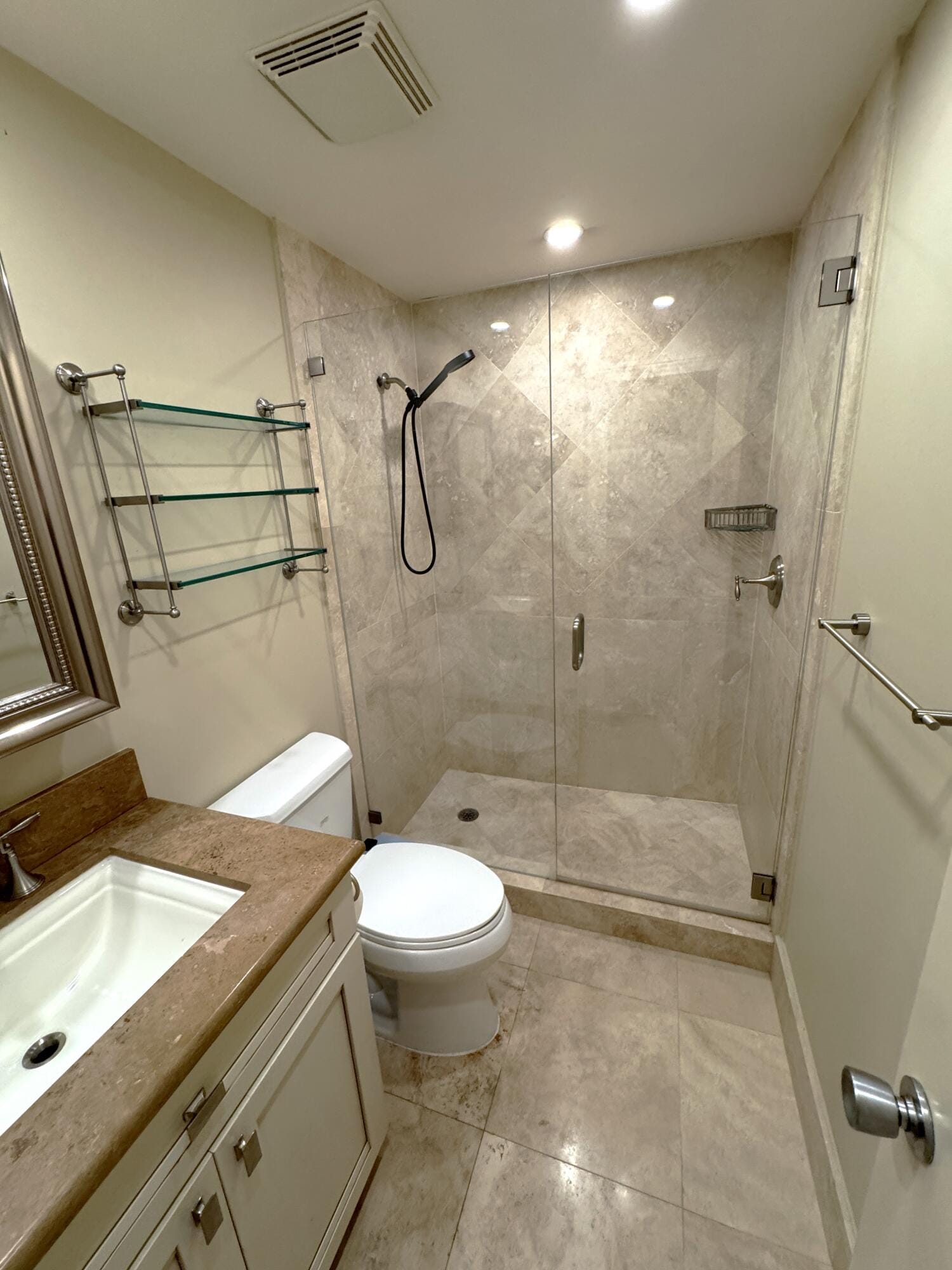 625 Oaks Drive 106, Pompano Beach, FL 33069 photo 16