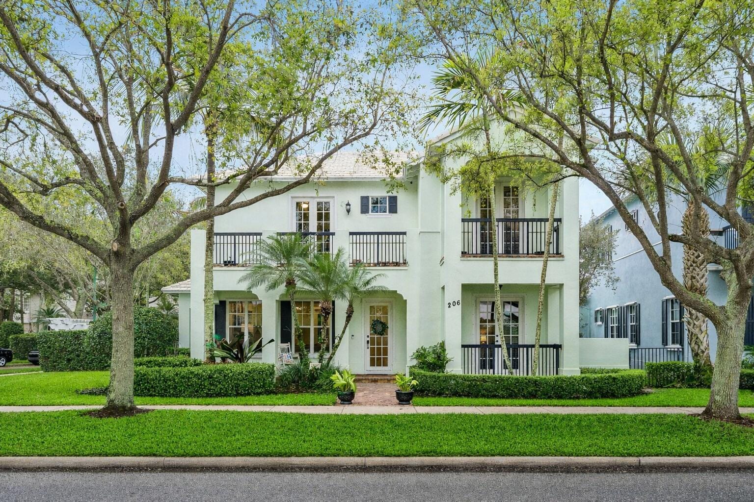 206 Botanica Drive, Jupiter, FL 33458