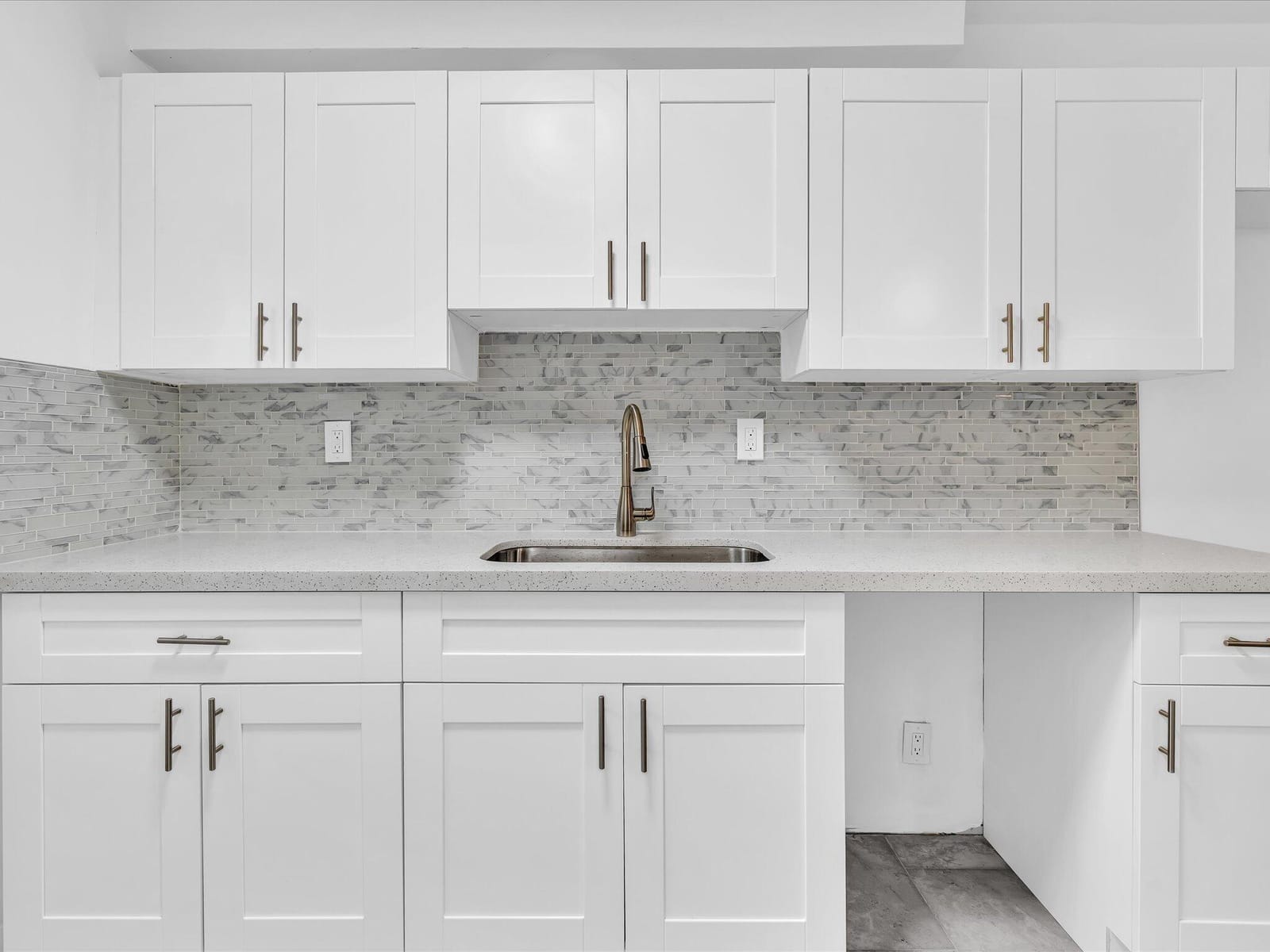 7430 Kimberly Boulevard 102d — photo 8