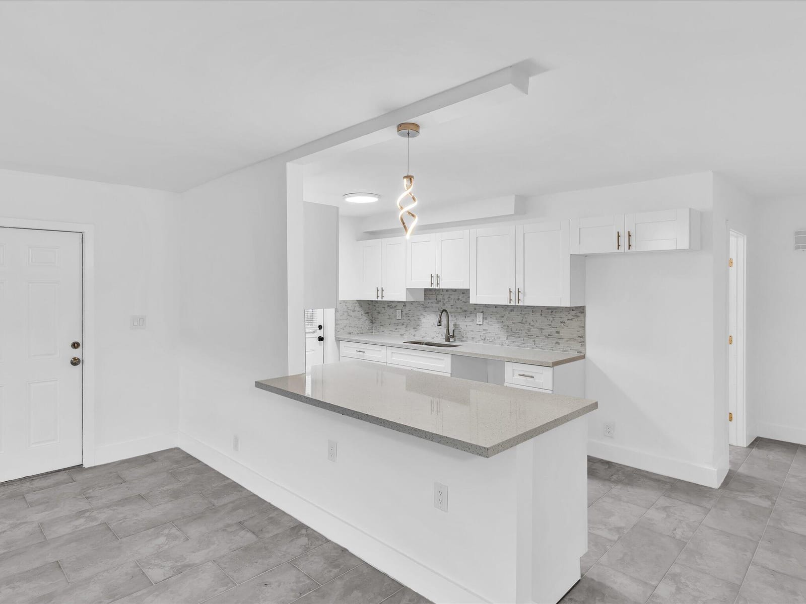 7430 Kimberly Boulevard 102d — photo 12