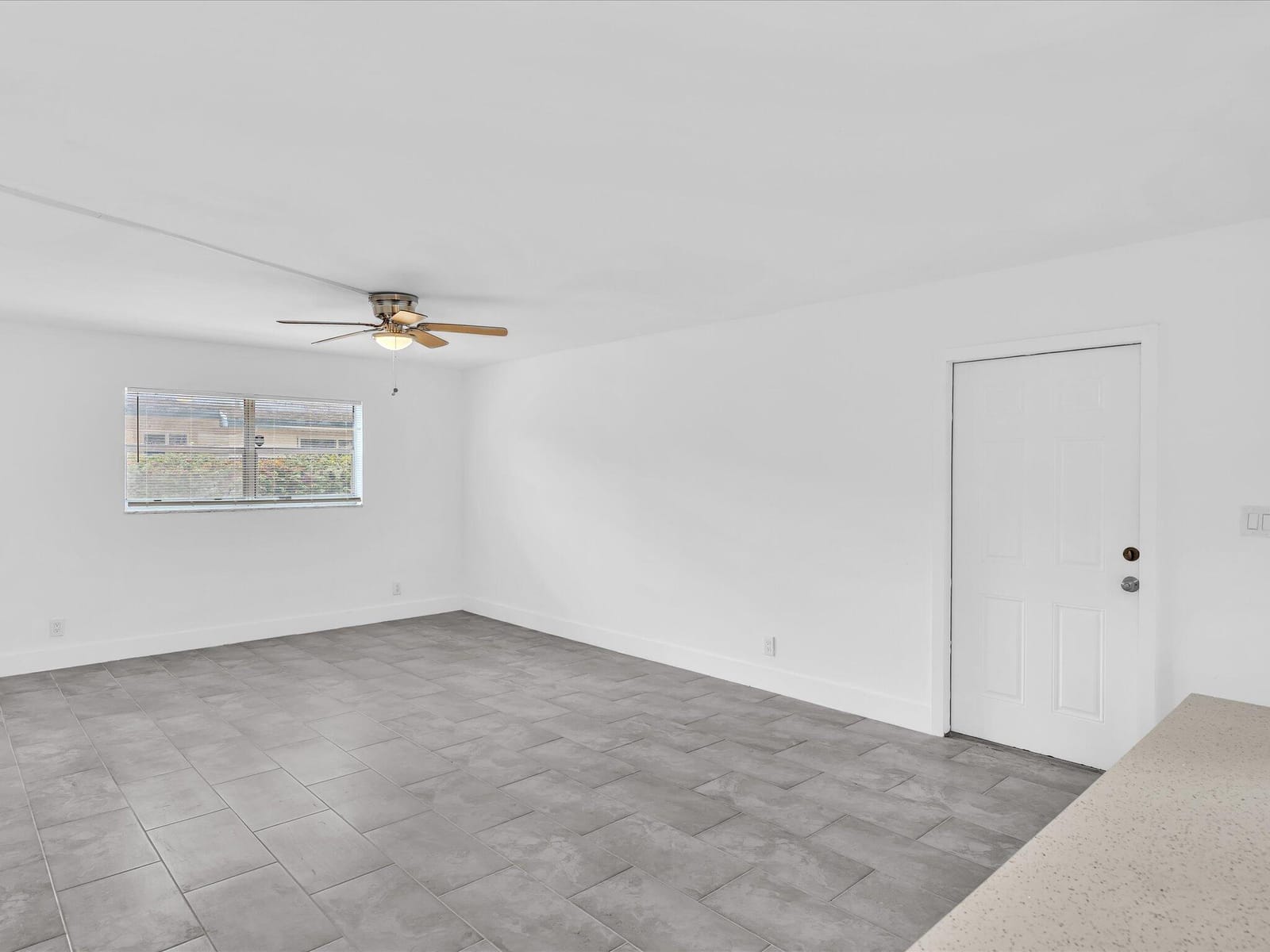 7430 Kimberly Boulevard 102d — photo 2