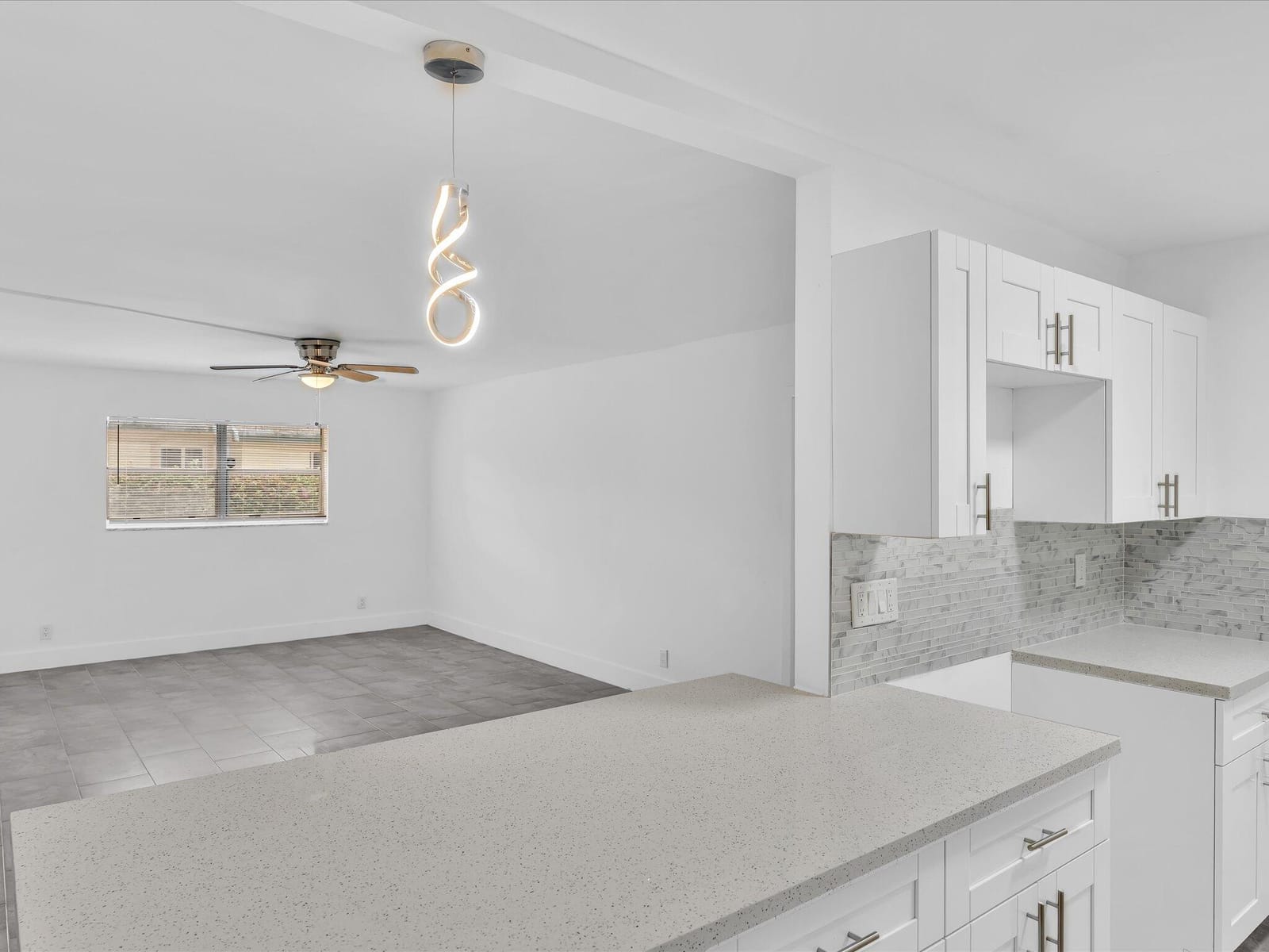 7430 Kimberly Boulevard 102d — photo 3