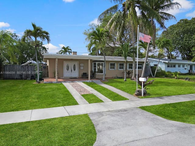 9365 Jamaica Drive, Cutler Bay, FL 33189