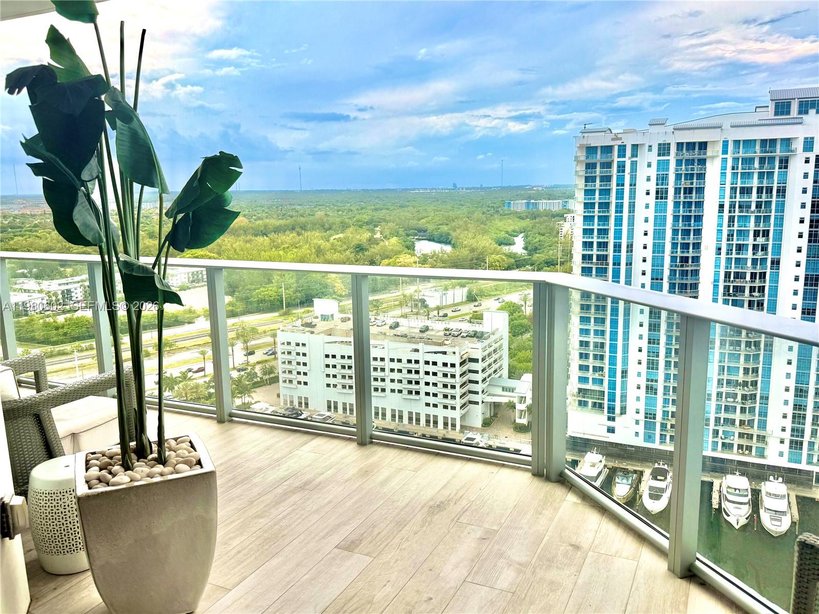 17111 Biscayne Boulevard 2305, North Miami Beach, FL 33160, North Miami Beach