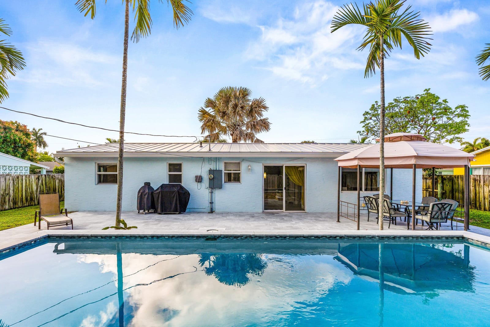 149 SE 27th Place, Boynton Beach, FL 33435 - photo 1 of 29