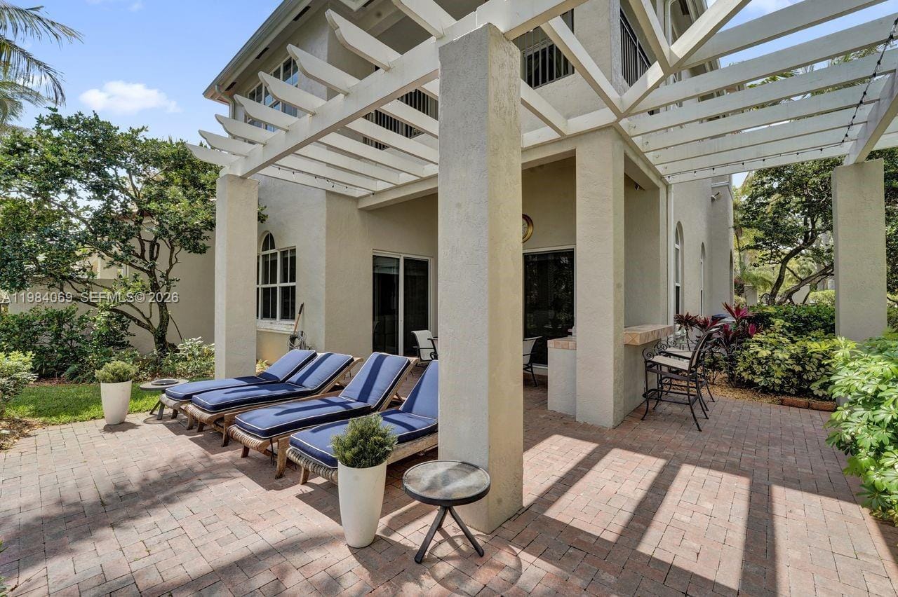 899 Spinnaker Drive W — photo 4