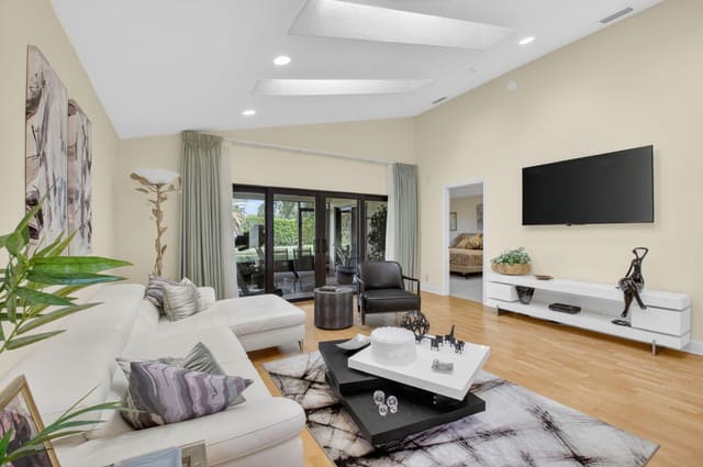 19699 Waters Pond Lane 601, sold in Waters Bend, Boca Raton, FL