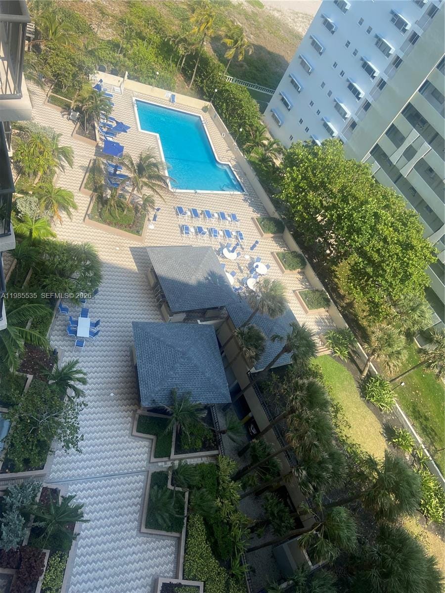 1800 S Ocean Boulevard 301, Lauderdale-By-The-Sea, FL 33062 photo 6