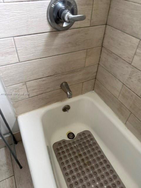 2430 NE 135th Street 102, North Miami, FL 33181 photo 22