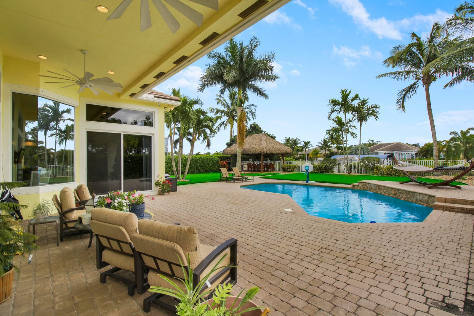 660 SW Yacht Basin Way, Stuart, FL 34997 photo 2