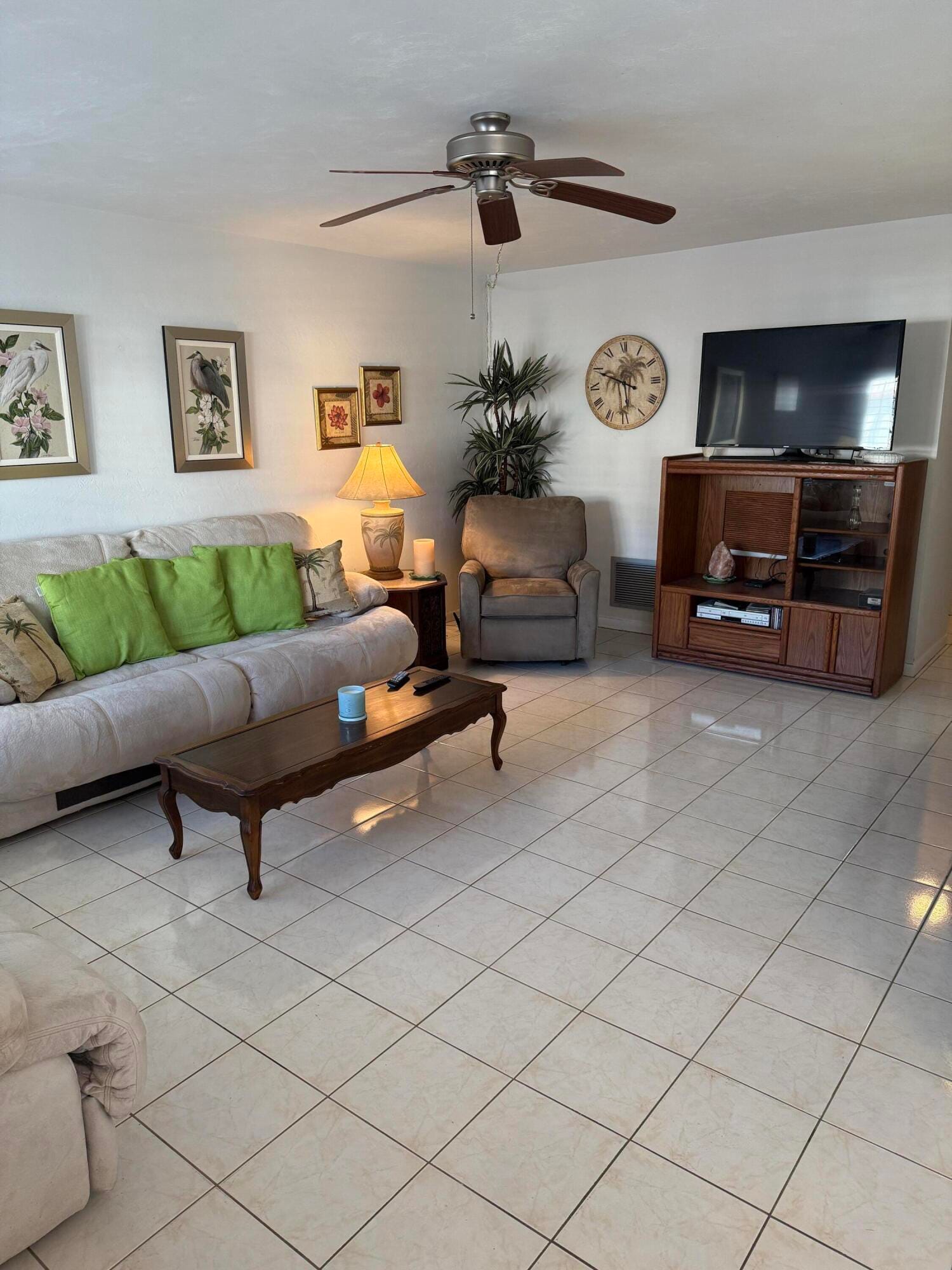 3160 Lake Osborne Drive 112 — photo 6