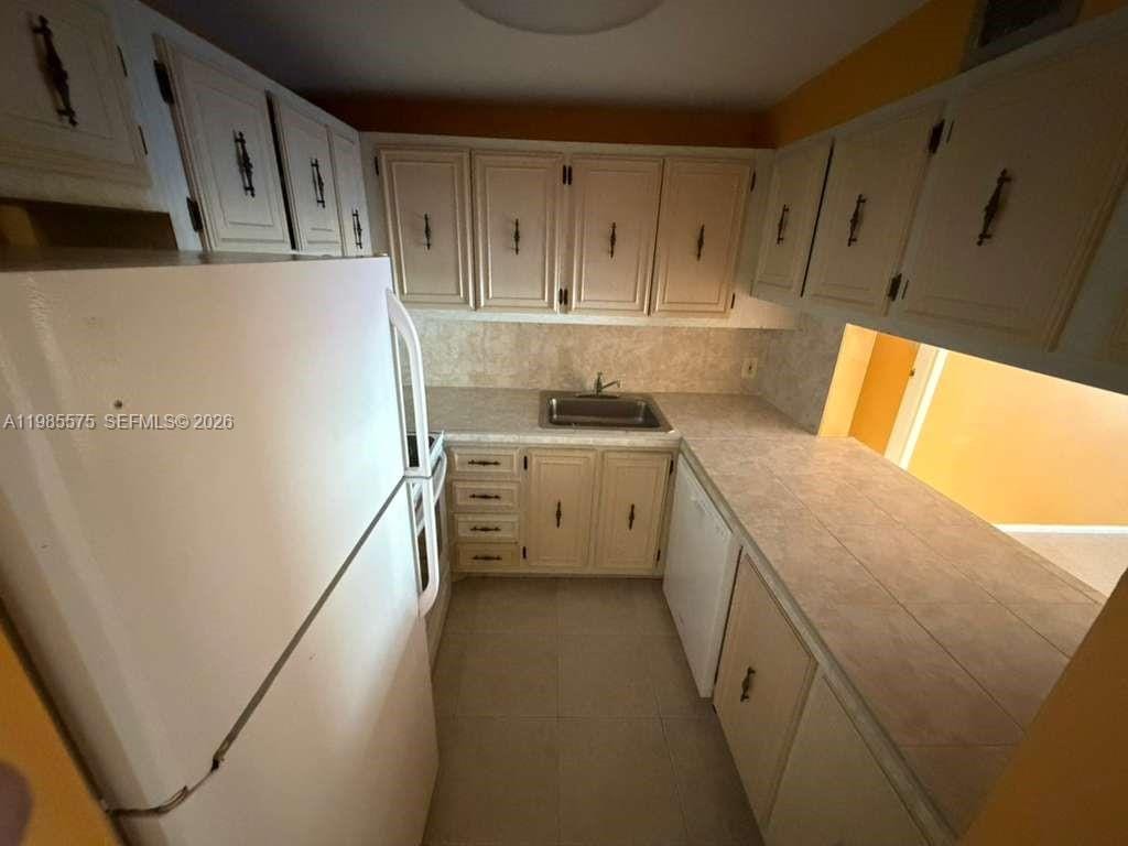 4848 NW 24th Court 232, Lauderdale Lakes, FL 33313 photo 9