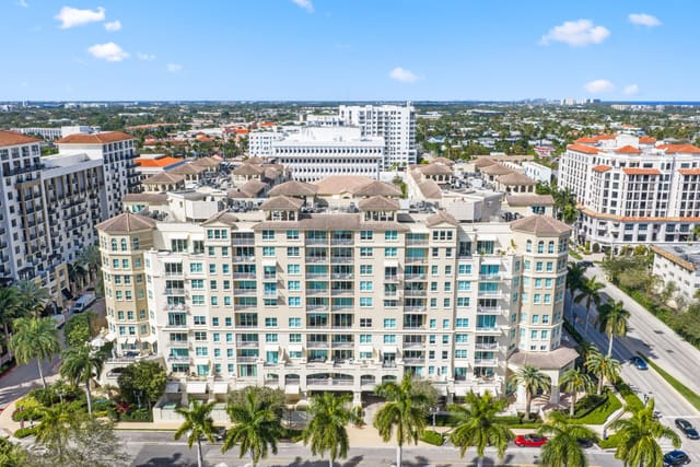 99 SE Mizner Boulevard Ph43, sold in Palmetto Place Condo, Boca Raton, FL