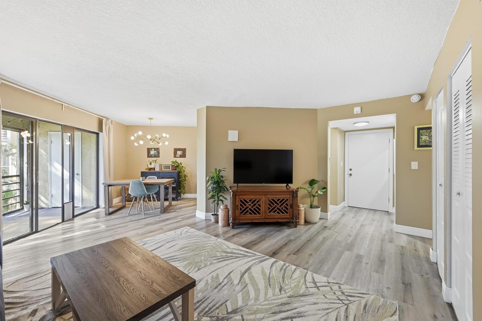 6755 W Broward Boulevard 304, Plantation, FL 33317 photo 6