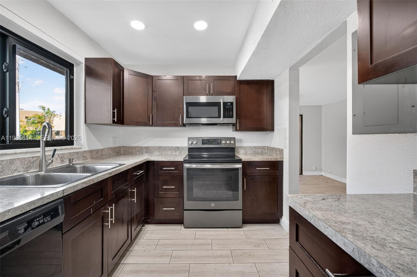 1451 NW 92nd Avenue 191, Pembroke Pines, FL 33024, Pembroke Pines