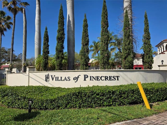 6711 N Kendall Drive 505, sold in Villas Of Pinecrest Condo, Pinecrest, FL
