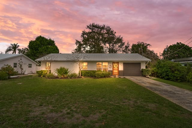 1003 NW 16th Place, sold in Palm Lake Park, Stuart, FL