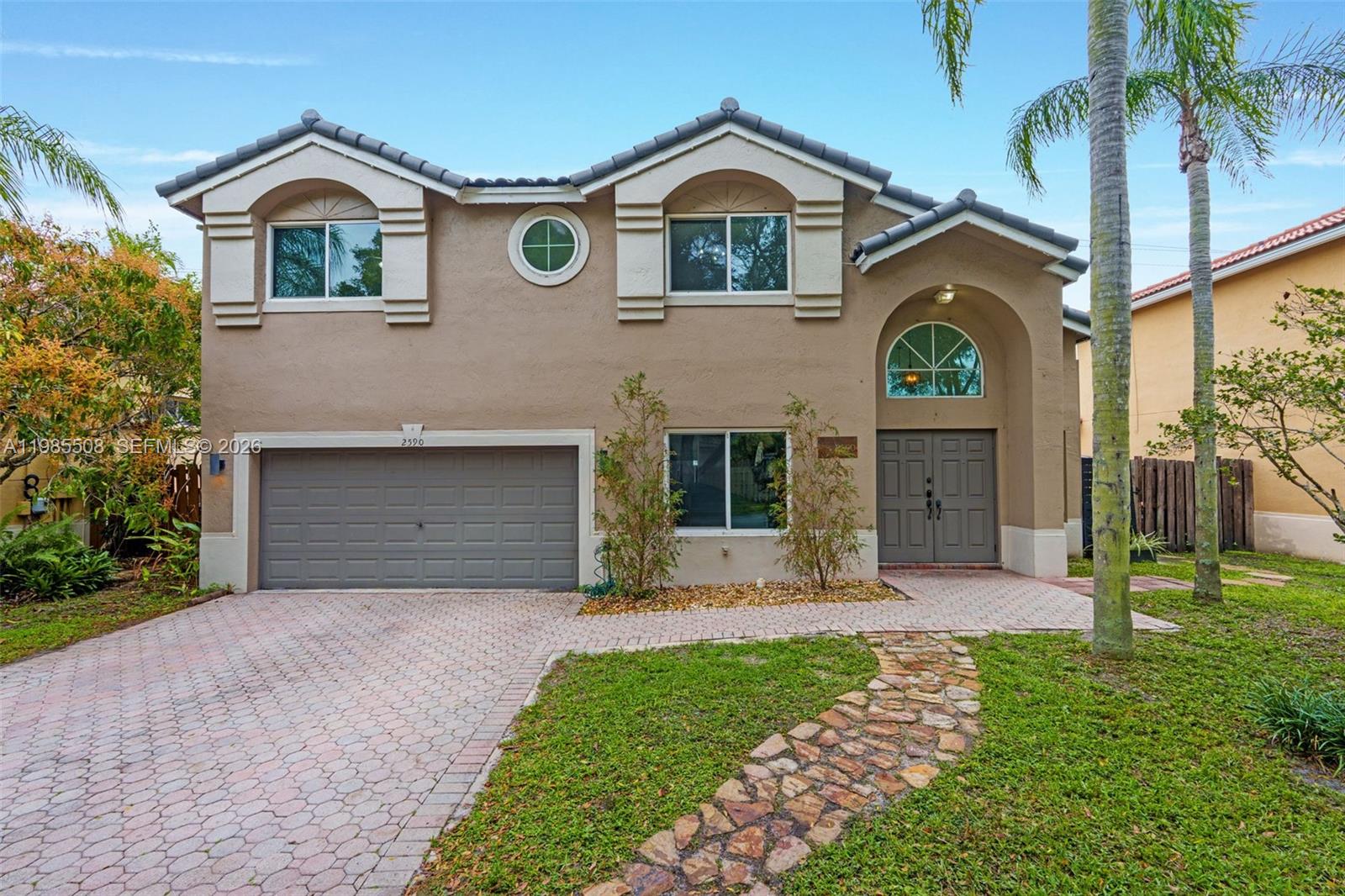 2590 N Rampart Way N, Cooper City, FL 33026, Cooper City