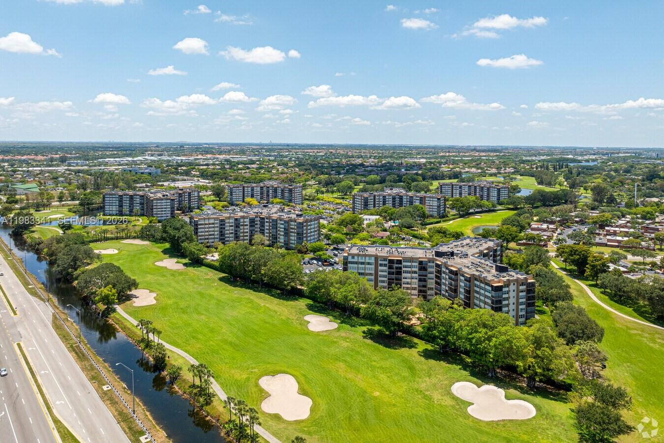 1000 E Saint Charles Place 519, Pembroke Pines, FL 33026, Pembroke Pines