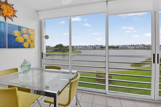3085 E Exeter E 3085, sold in Exeter At Century Village Condo, Boca Raton, FL