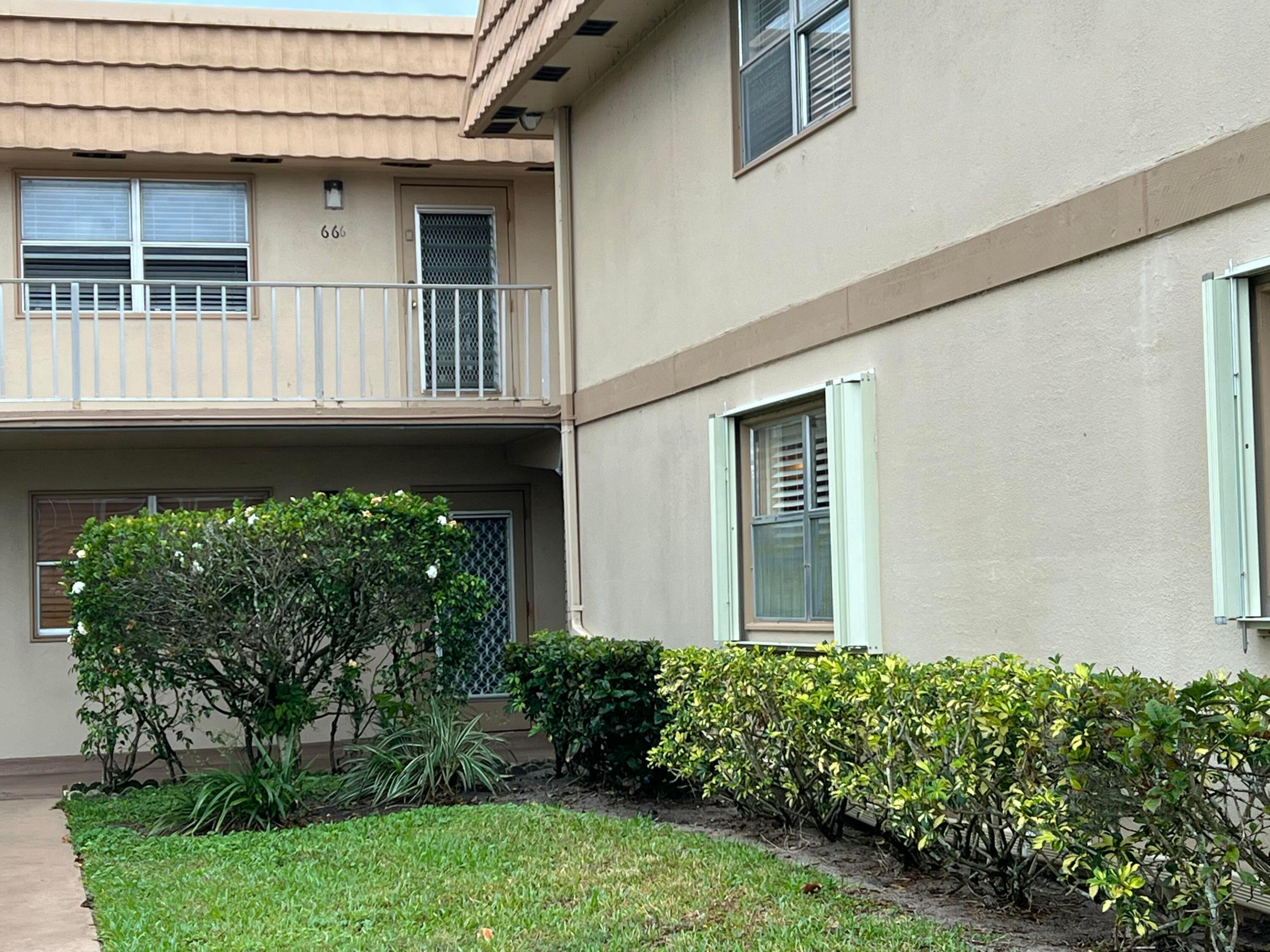 642 N Brittany, Delray Beach, FL 33446, Delray Beach