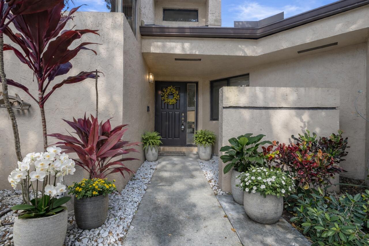 124 Chelsea Lane S, Plantation, FL 33324, Plantation