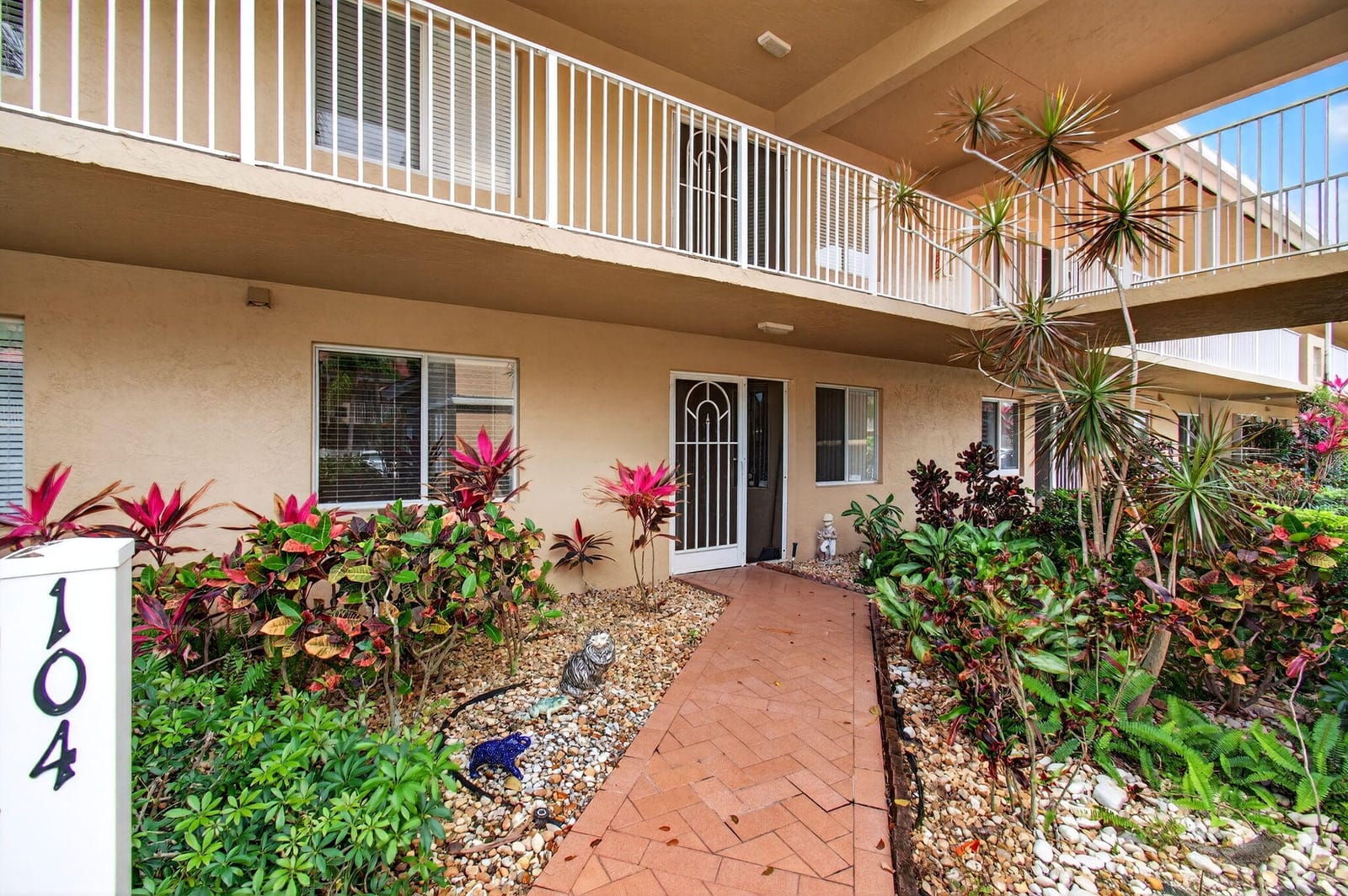 5952 Regal Glen Drive 104 — photo 2