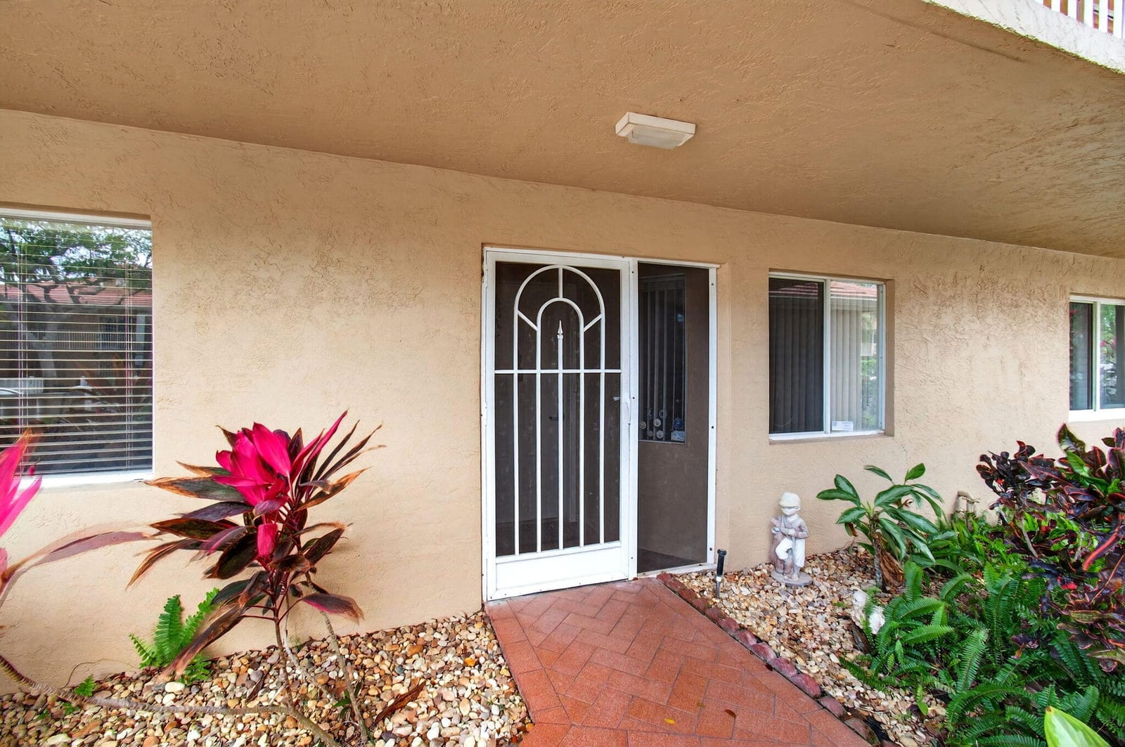 5952 Regal Glen Drive 104 — photo 3