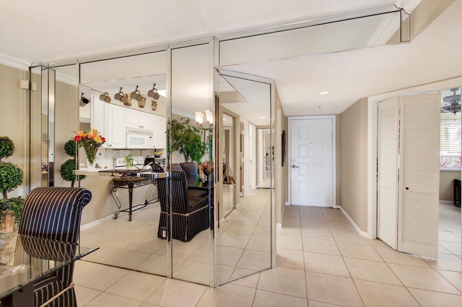 5952 Regal Glen Drive 104, Boynton Beach, FL 33437 photo 21