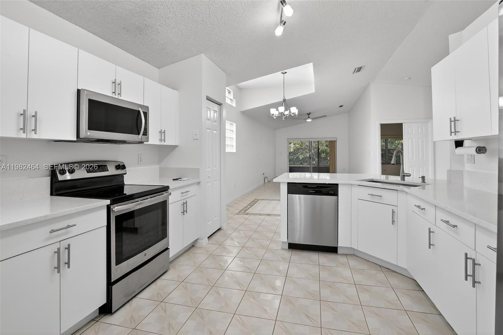 1281 NW 170th Avenue, Pembroke Pines, FL 33028 photo 3