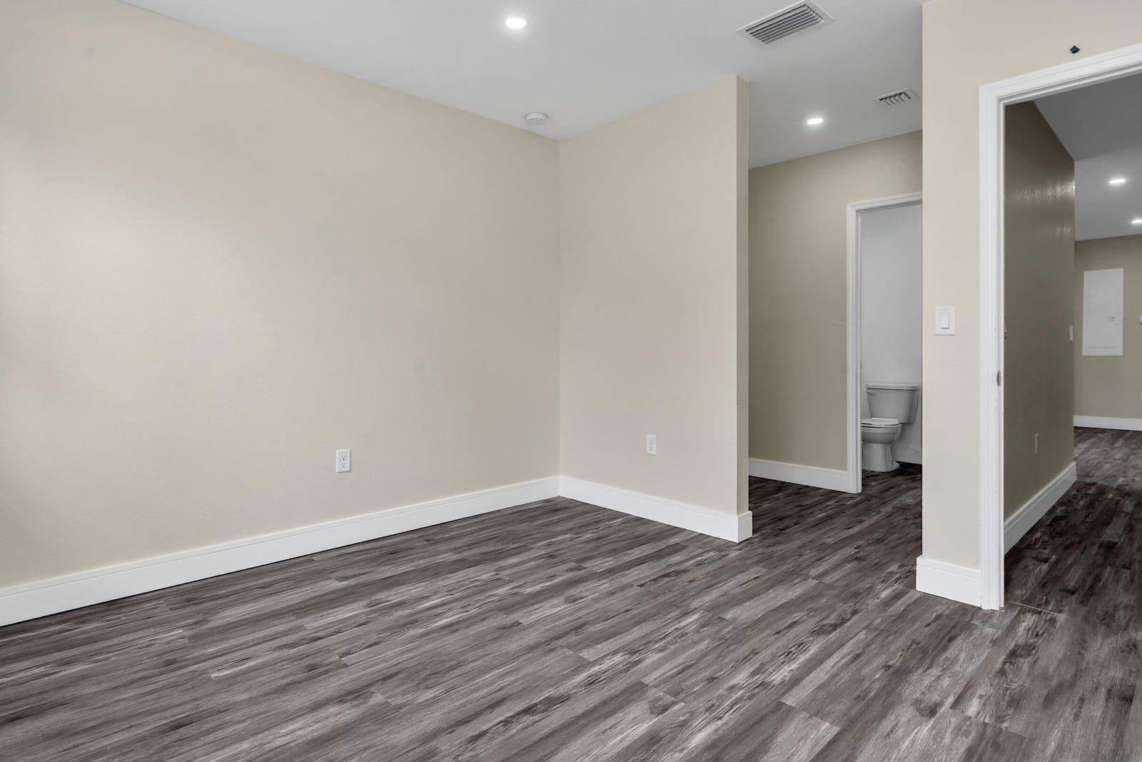 2451 NW 21st Street, Fort Lauderdale, FL 33311 photo 21