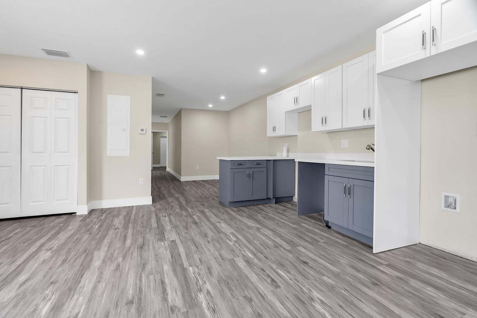 2451 NW 21st Street, Fort Lauderdale, FL 33311 photo 6