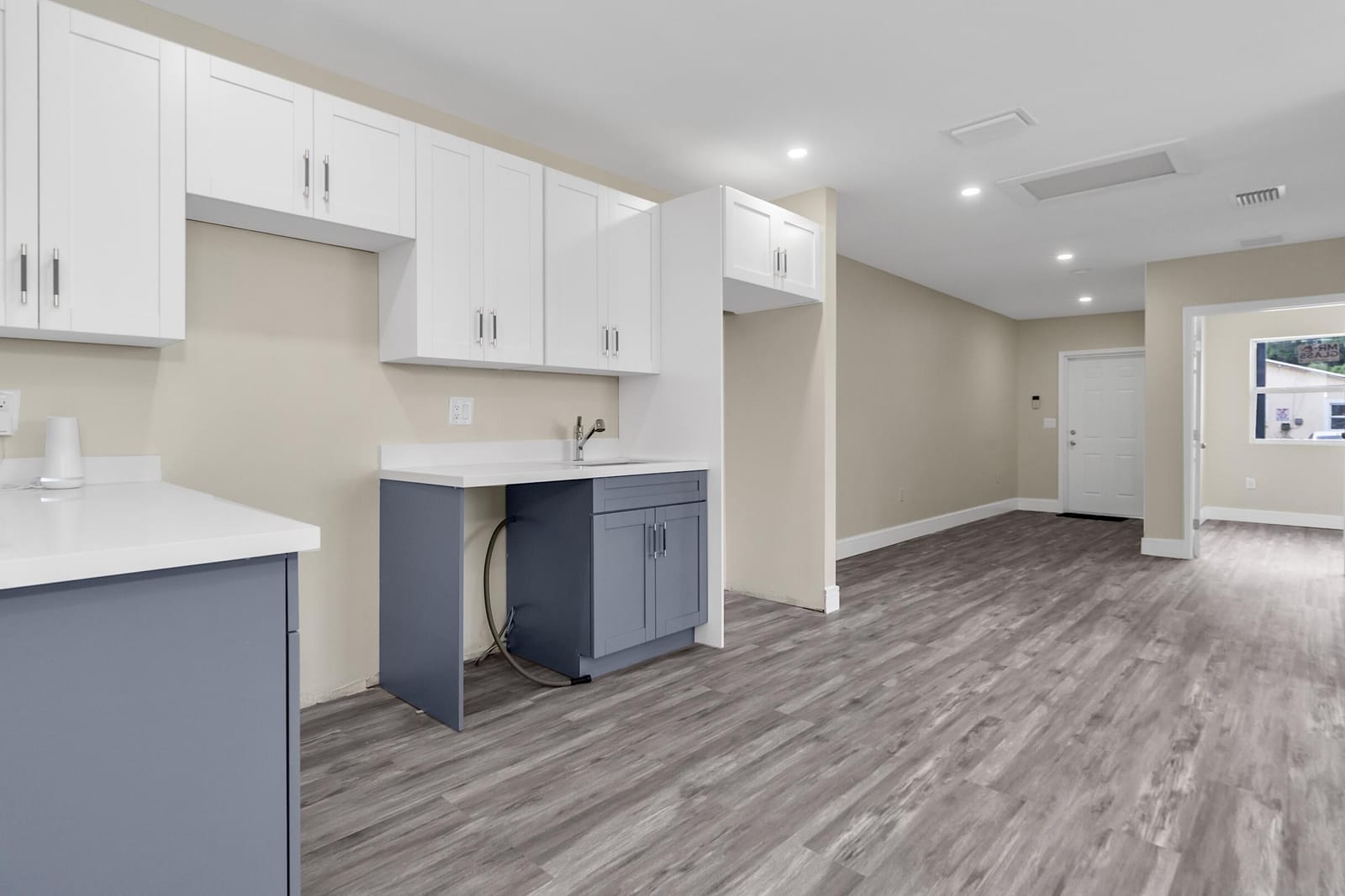 2451 NW 21st Street, Fort Lauderdale, FL 33311 photo 9