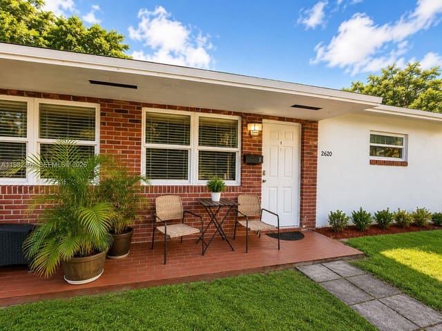 2620 SW 51st Street 1-2, Dania Beach, FL 33312