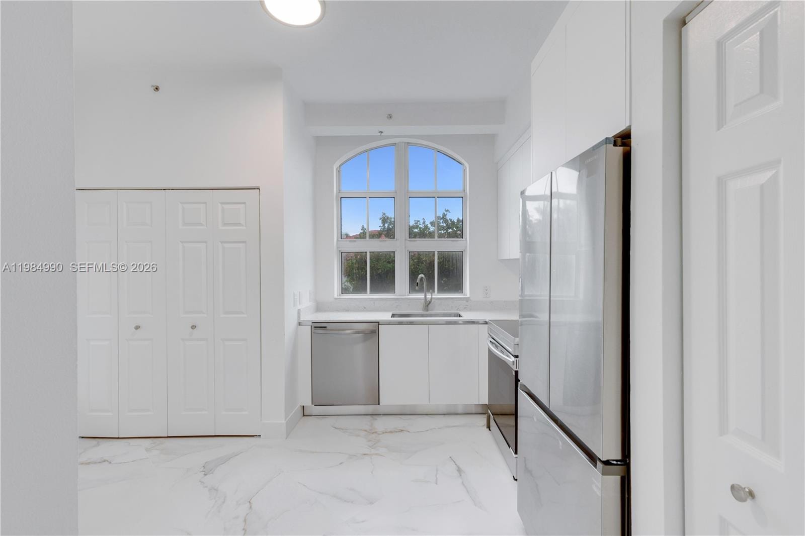 3001 NE 185th Street 317, Aventura, FL 33180 photo 8