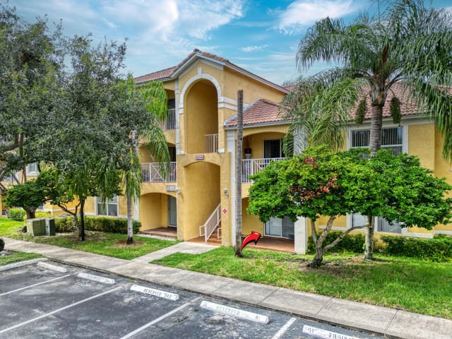 5560 NW 61st Street 707, Coconut Creek, FL 33073