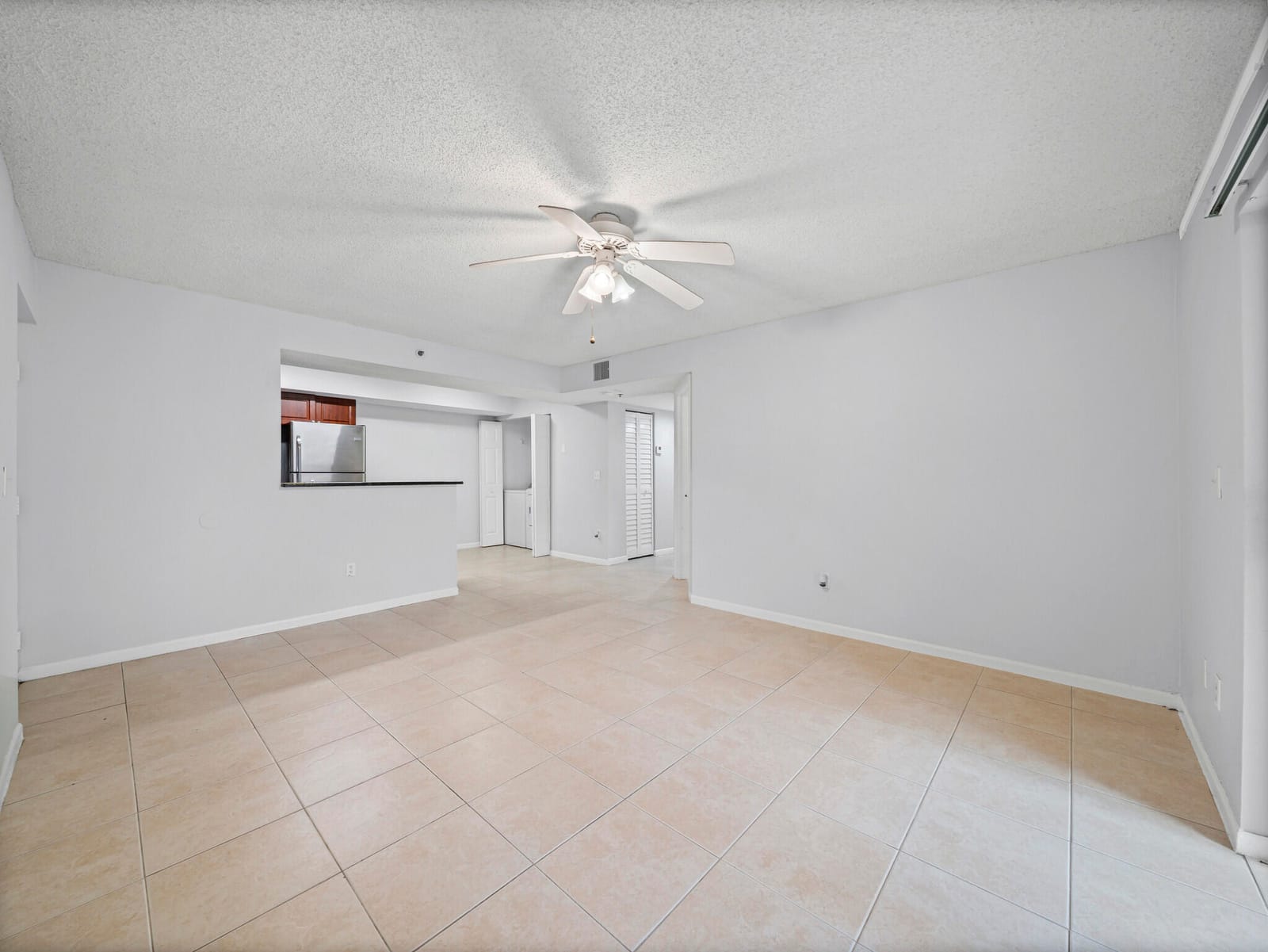 5560 NW 61st Street 707 — photo 2