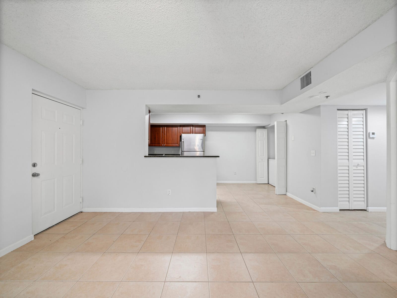 5560 NW 61st Street 707 — photo 4