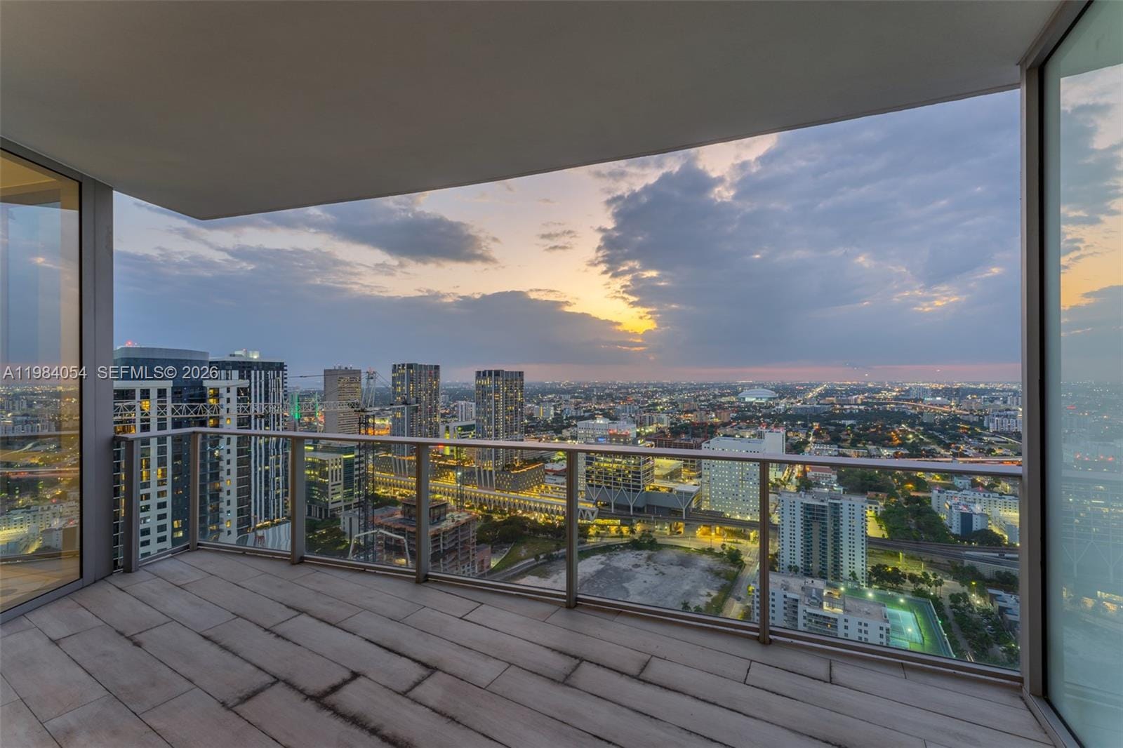851 NE 1st Avenue 4010, Miami, FL 33132 photo 18
