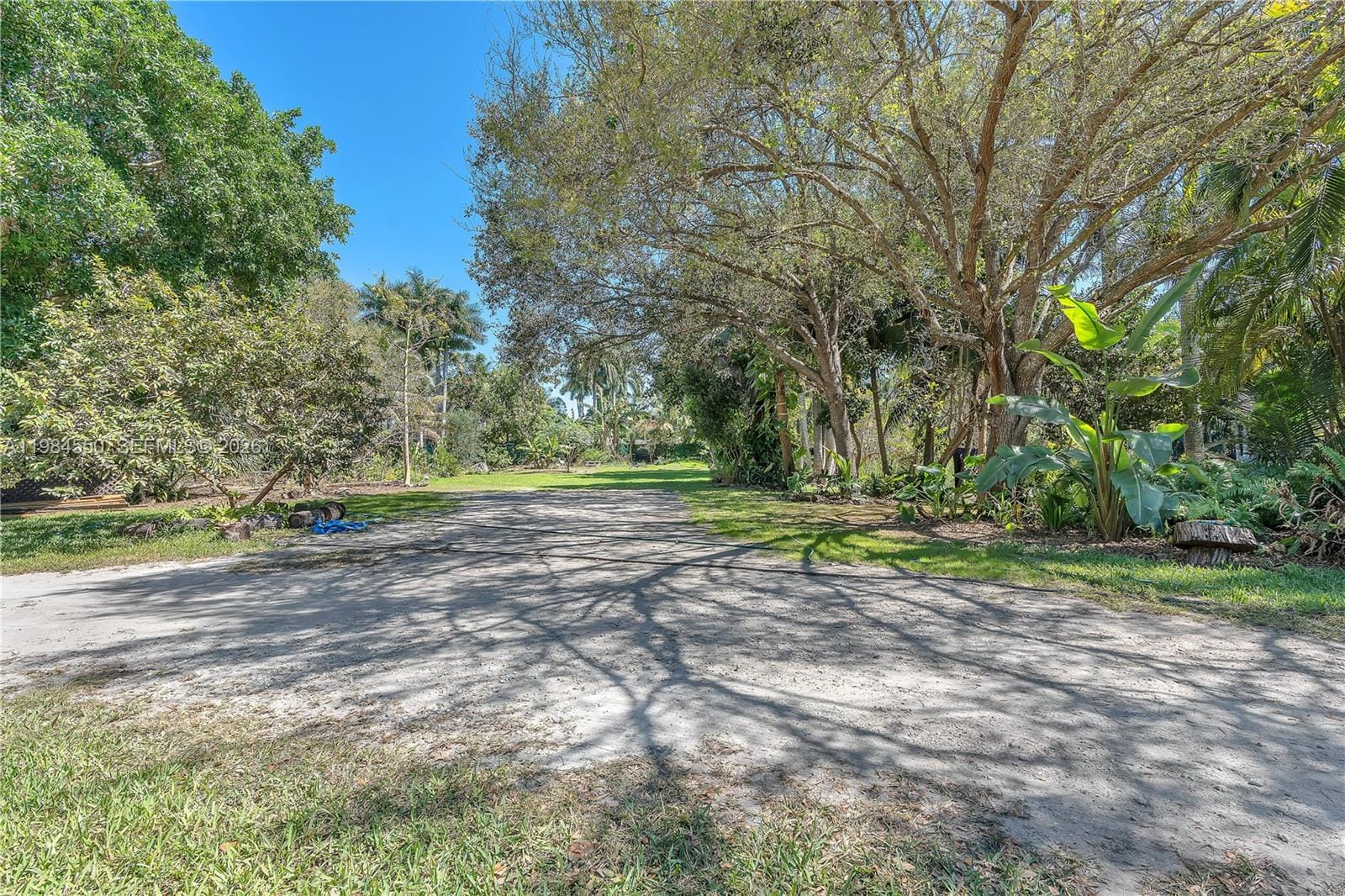 154th 154th Street, North Miami Beach, FL 33162 photo 12