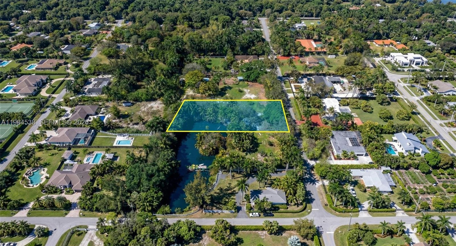 154th 154th Street, North Miami Beach, FL 33162 photo 5