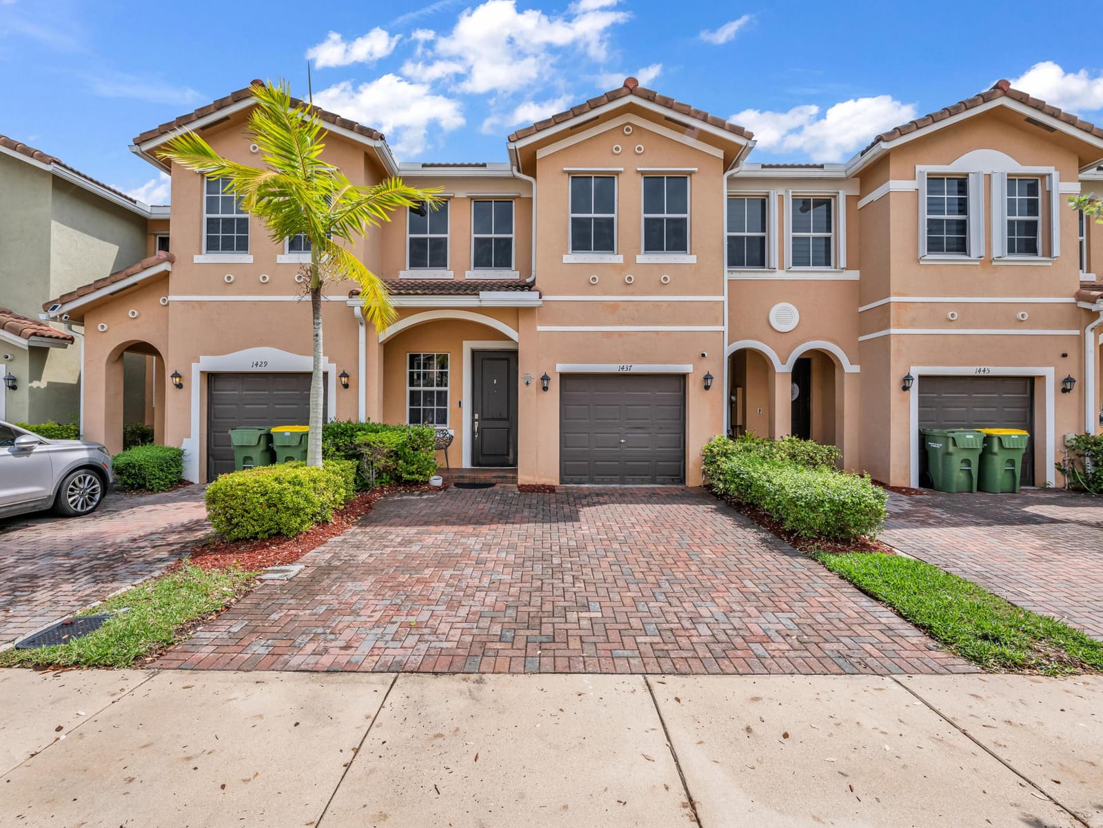 1437 SE 23rd Terrace, Homestead, FL 33035 photo 2