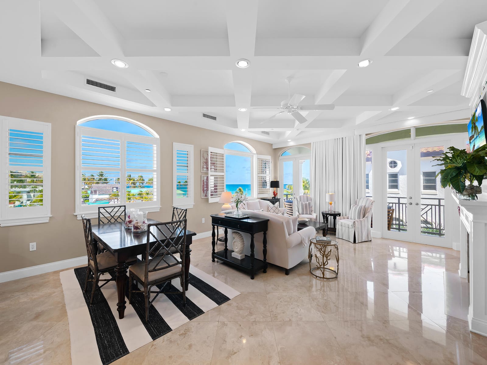 4320 El Mar Drive 301 — photo 3