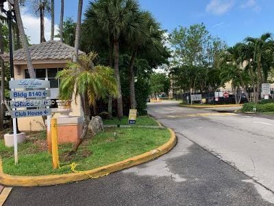 8353 Lake Drive 104, Doral, FL 33166 photo 17