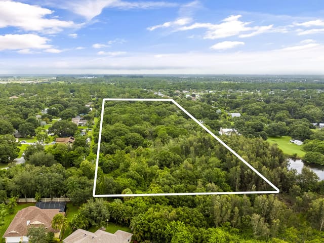 6145 45th Street, Vero Beach, FL 32967