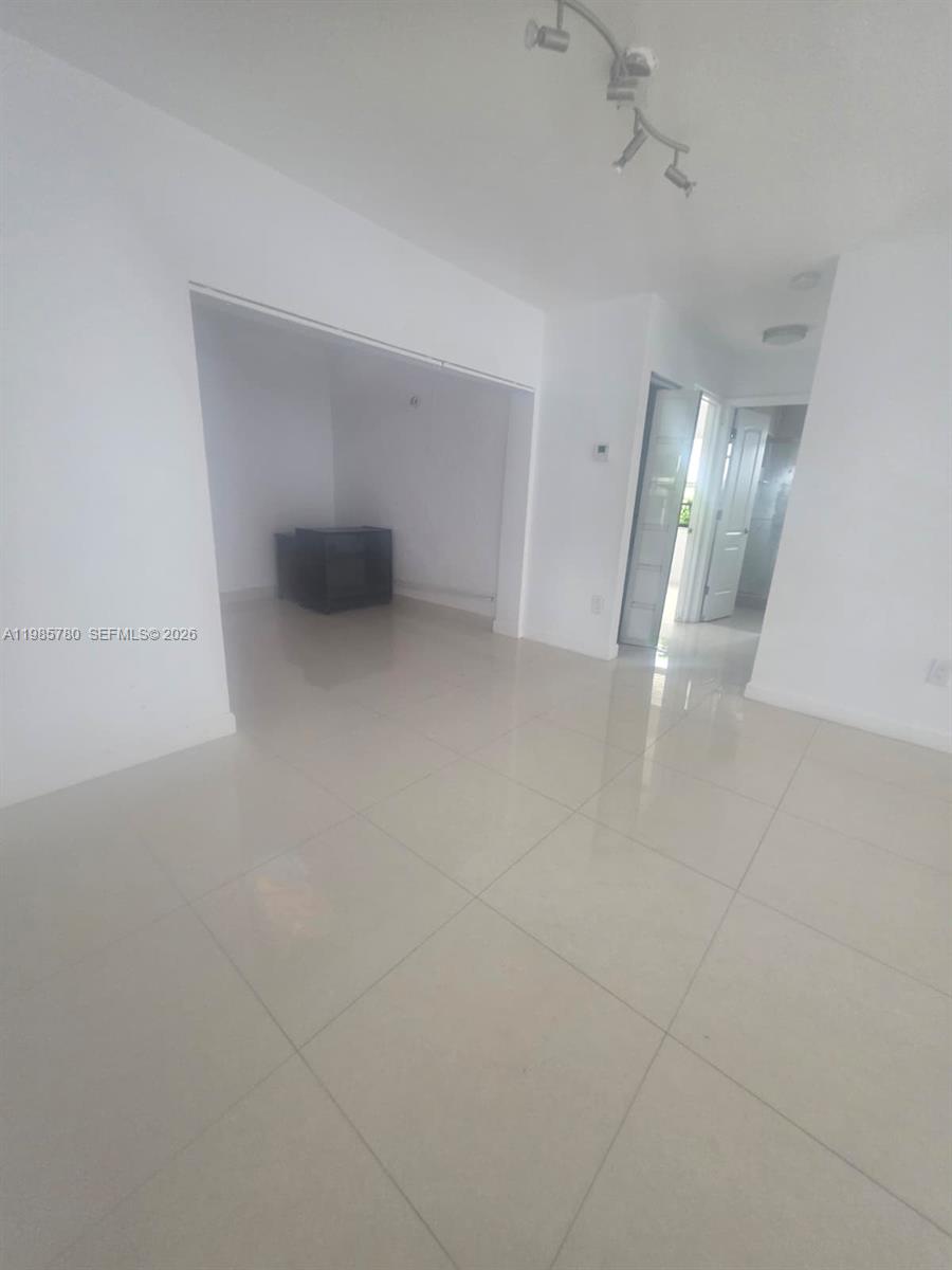 710 SW 99th Ct Circle, Miami, FL 33174 photo 18