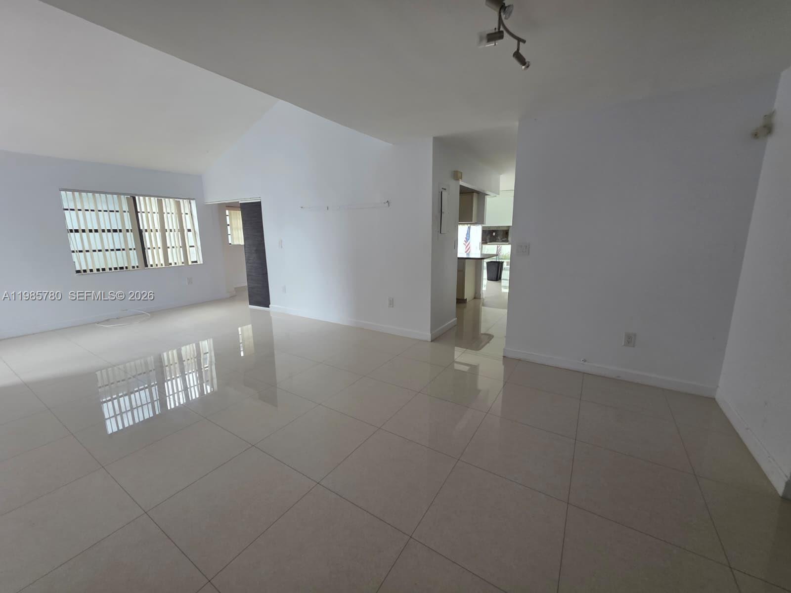 710 SW 99th Ct Circle, Miami, FL 33174 photo 30